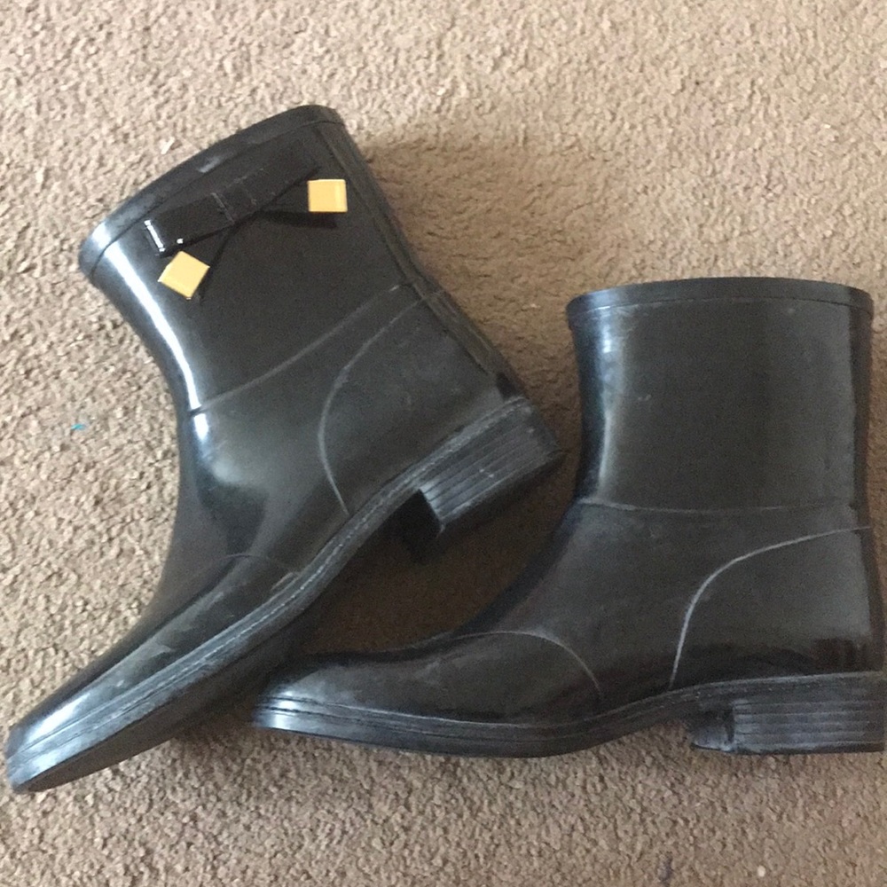 BURBERRY WESTCOTT RAIN ANKLE BOOTS